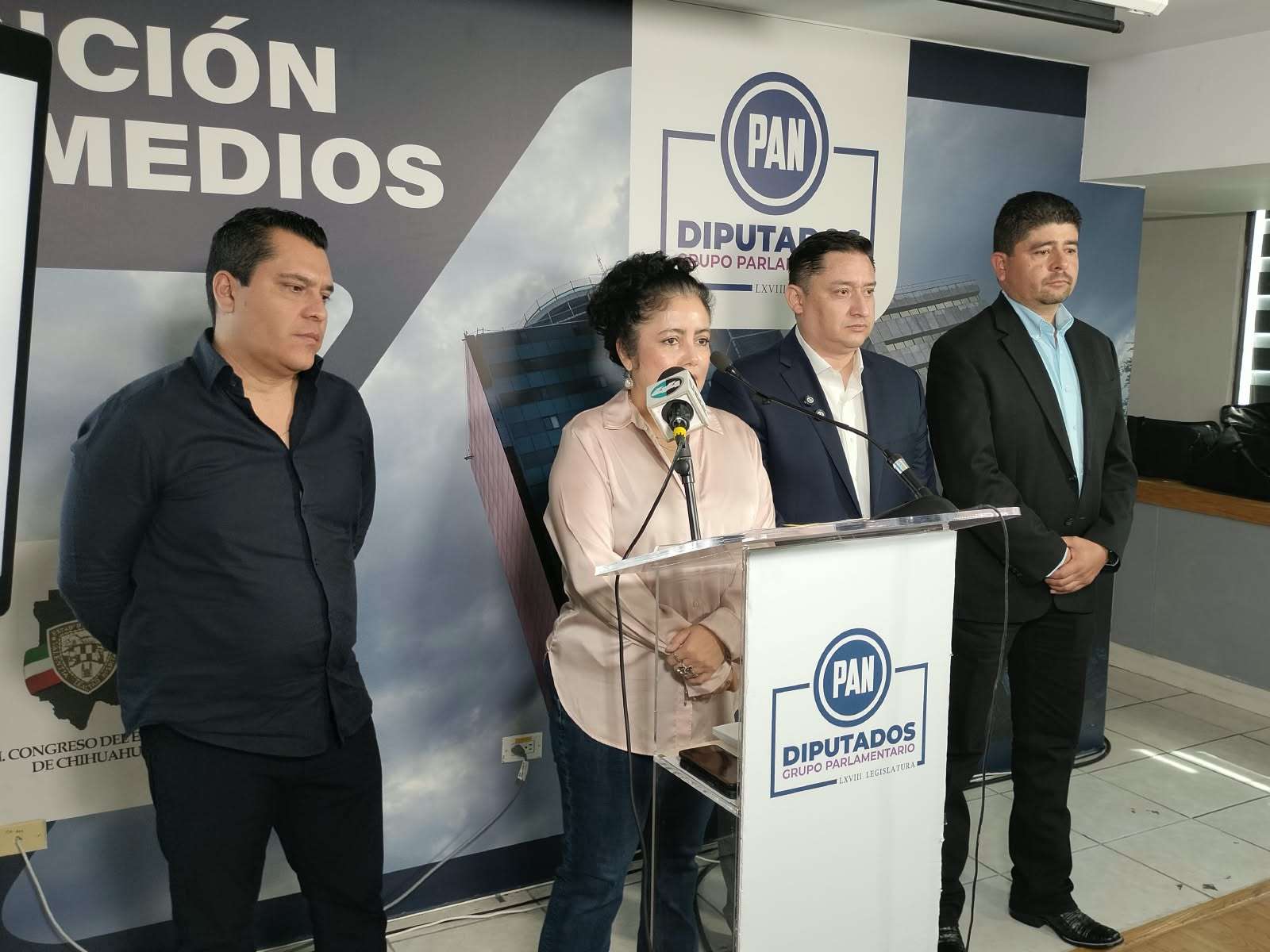 Yanko Durán no respondió dudas sobre acuerdo de paridad: PAN