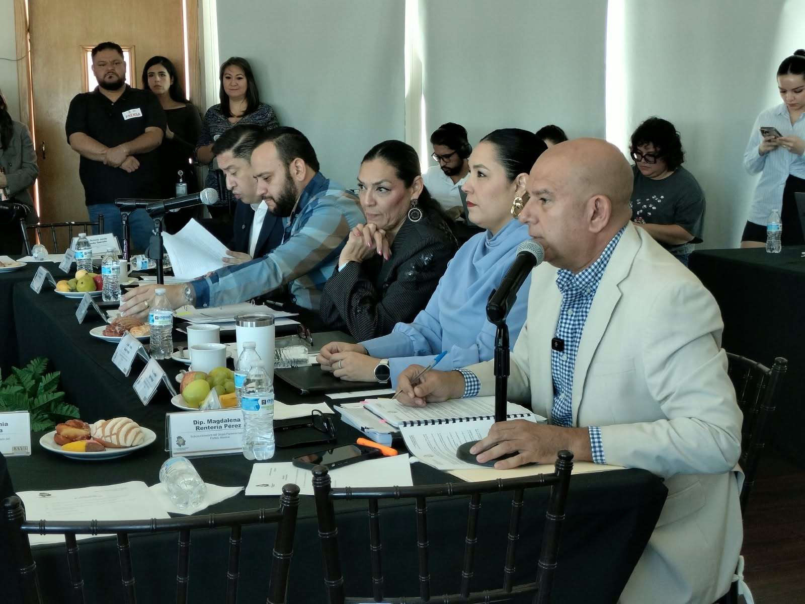 Aclara Yanko Durán que IEE aún no aprueba propuesta de paridad
