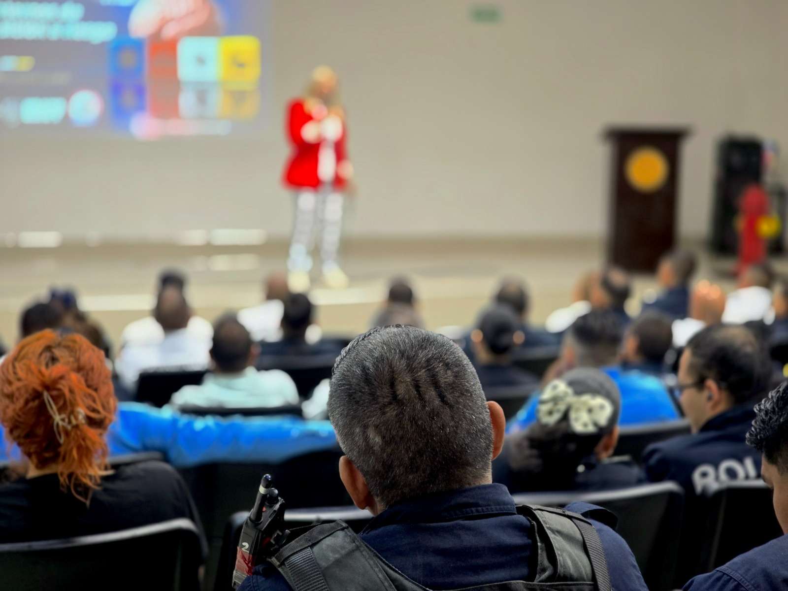 Imparten talleres de salud mental para personal de emergencia