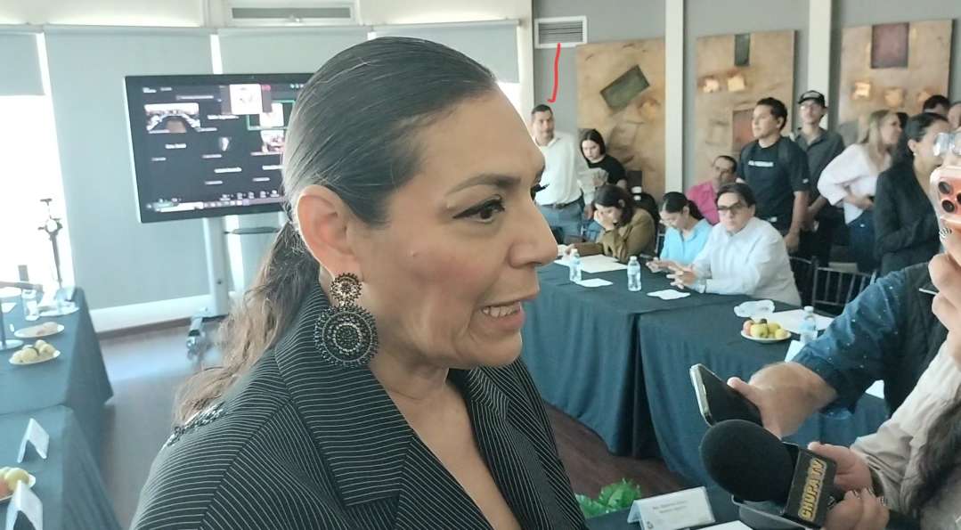 Aclara Yanko Durán que IEE aún no aprueba propuesta de paridad