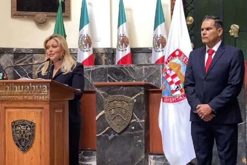 Nombra Maru Campos a Gilberto Loya encargado de la FGE