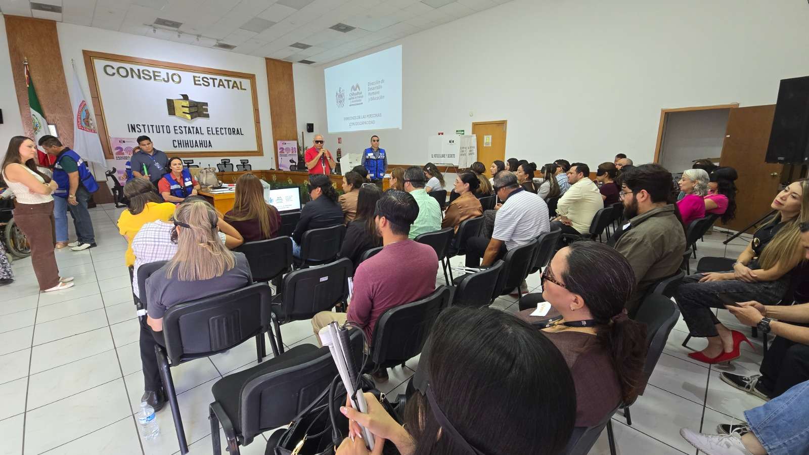 Llevan actividades de sensibilización sobre discapacidad al IEE