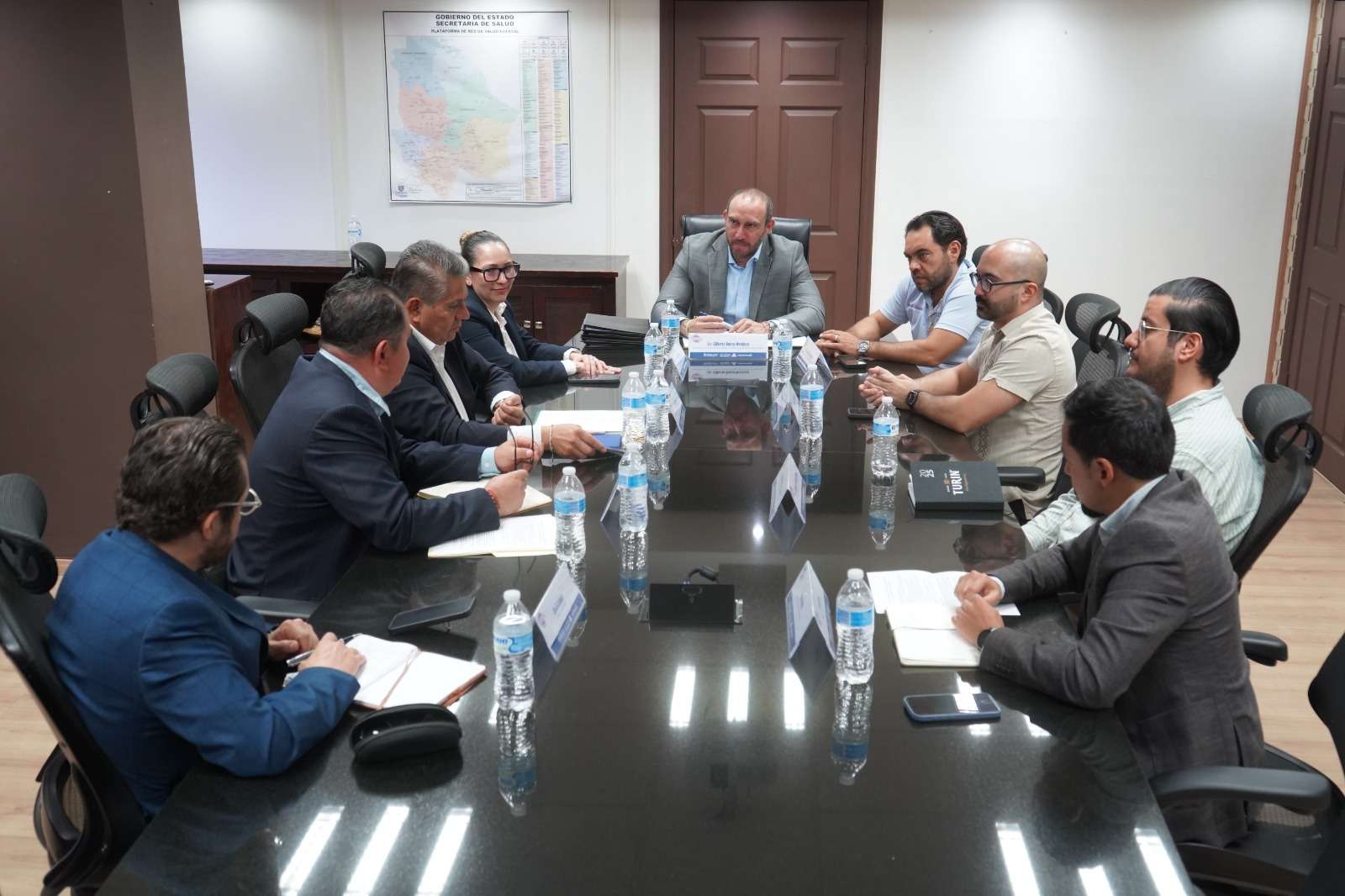 Firma Chihuahua convenio para fortalecer atención de infartos cerebrales