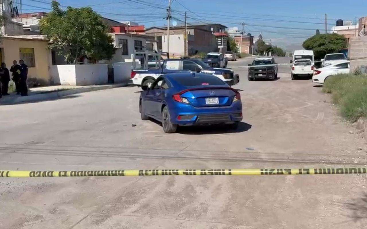 Localizan auto con impacto de bala y rastros de sangre en la Rosario