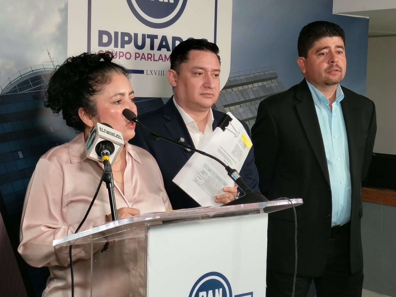 Yanko Durán no respondió dudas sobre acuerdo de paridad: PAN