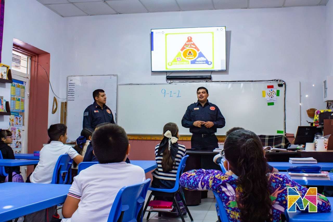 Enseñan a niños de Meoqui cómo actuar ante incendios 