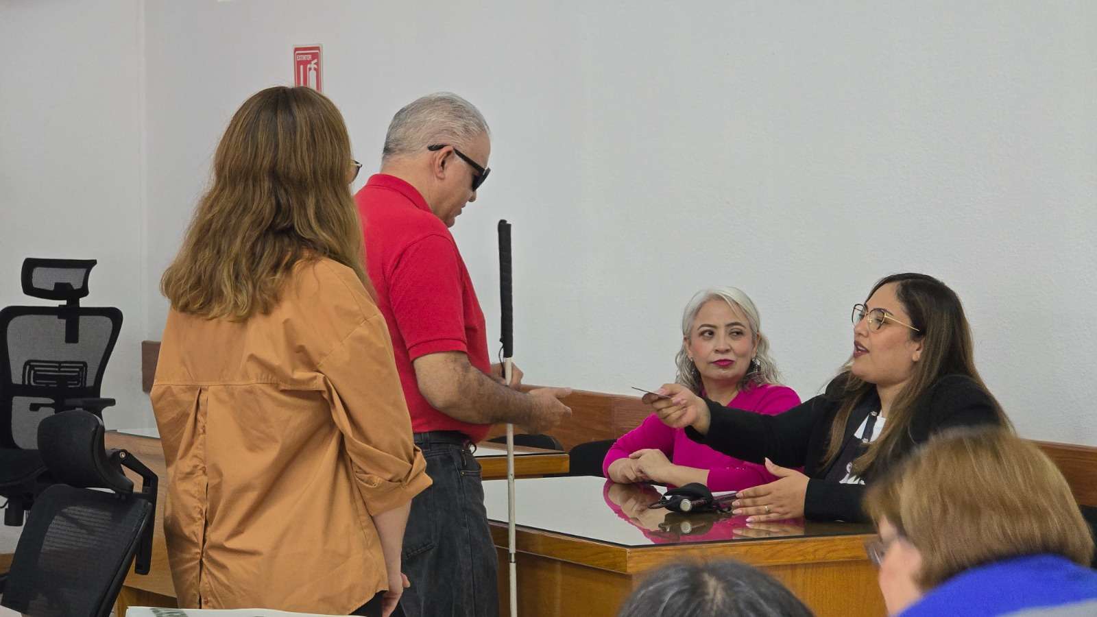 Llevan actividades de sensibilización sobre discapacidad al IEE