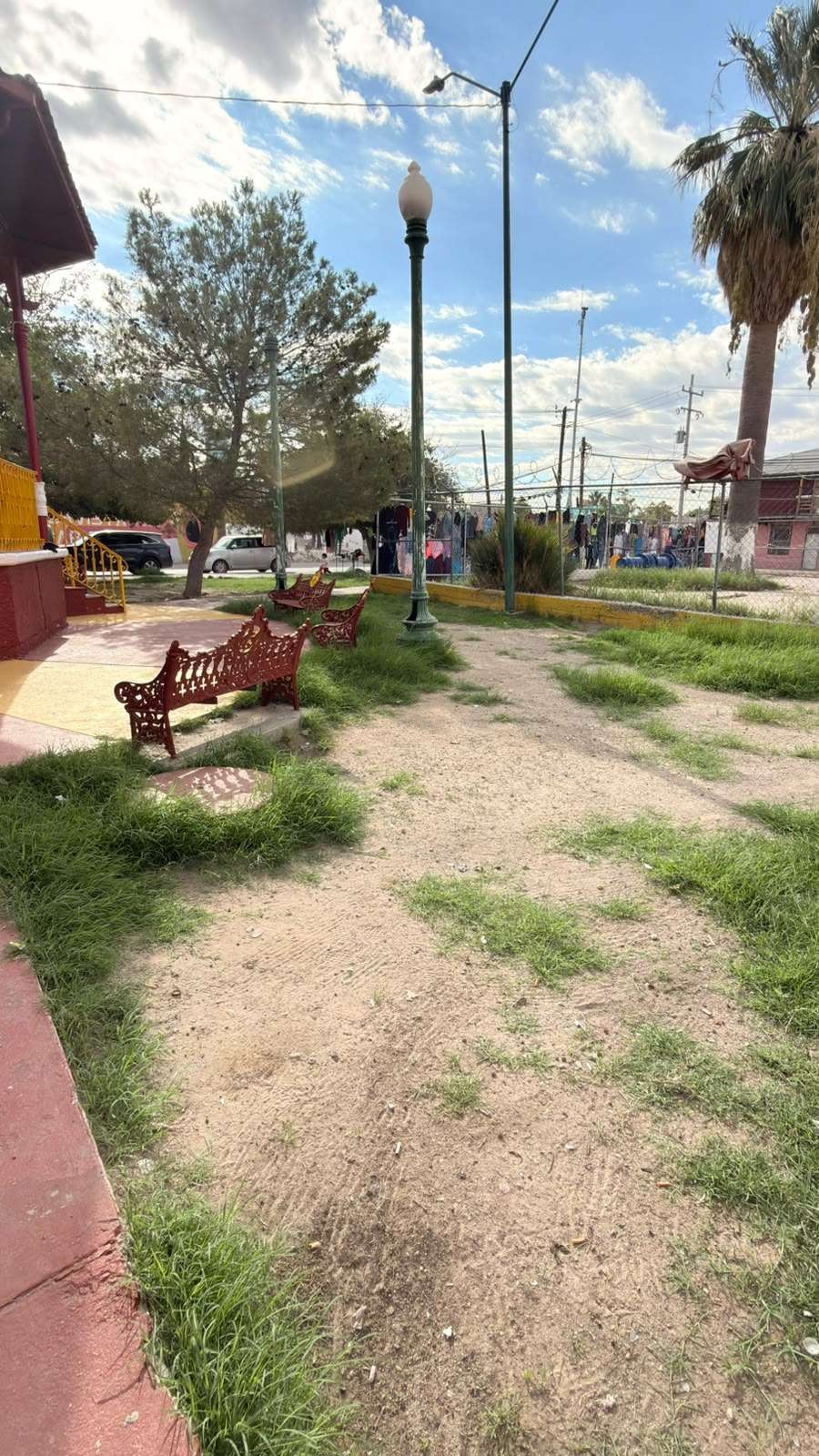 Limpian parque de La Bellavista