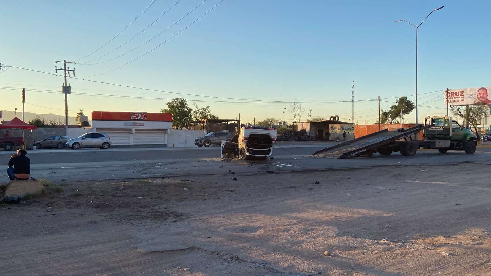 Vuelca conductor en la carretera a Aldama 