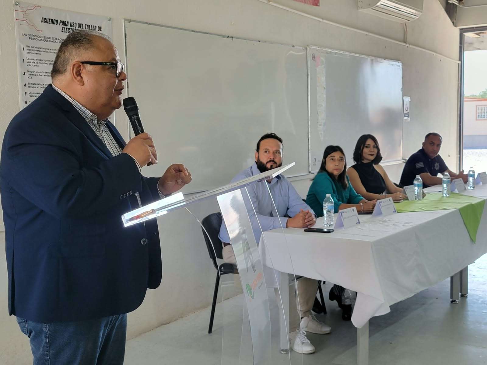 Reúnen a 200 estudiantes en programa de liderazgo y desarrollo personal