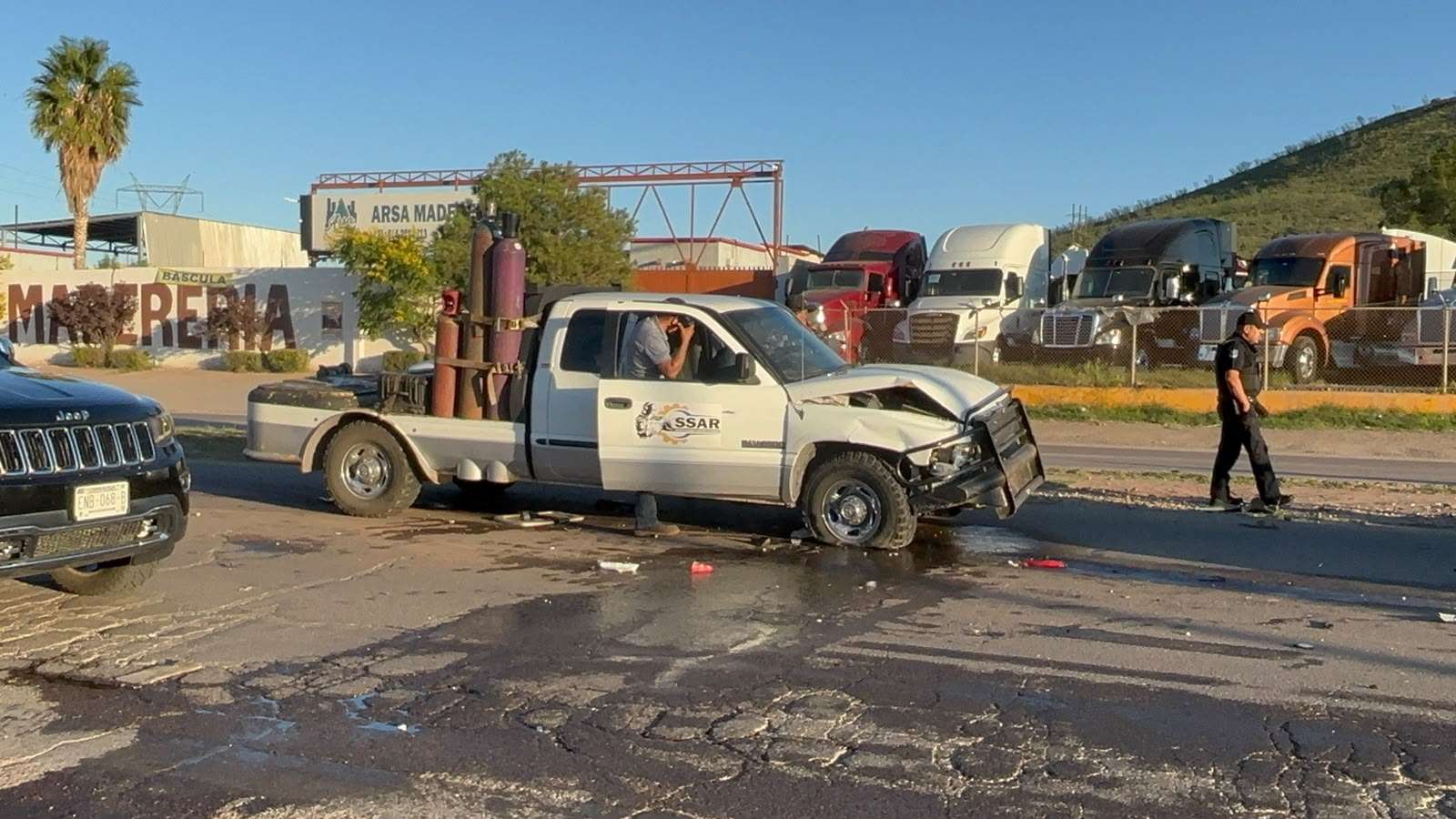 Deja choque alcance tres vehículos dañados y una menor lesionada