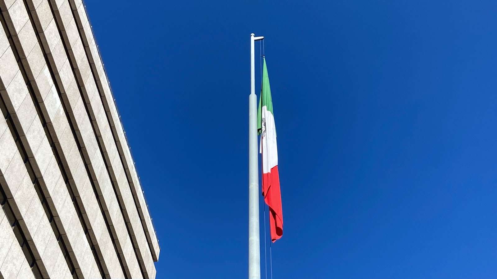 Izan bandera por el 60 aniversario del Plan DN-lll-E