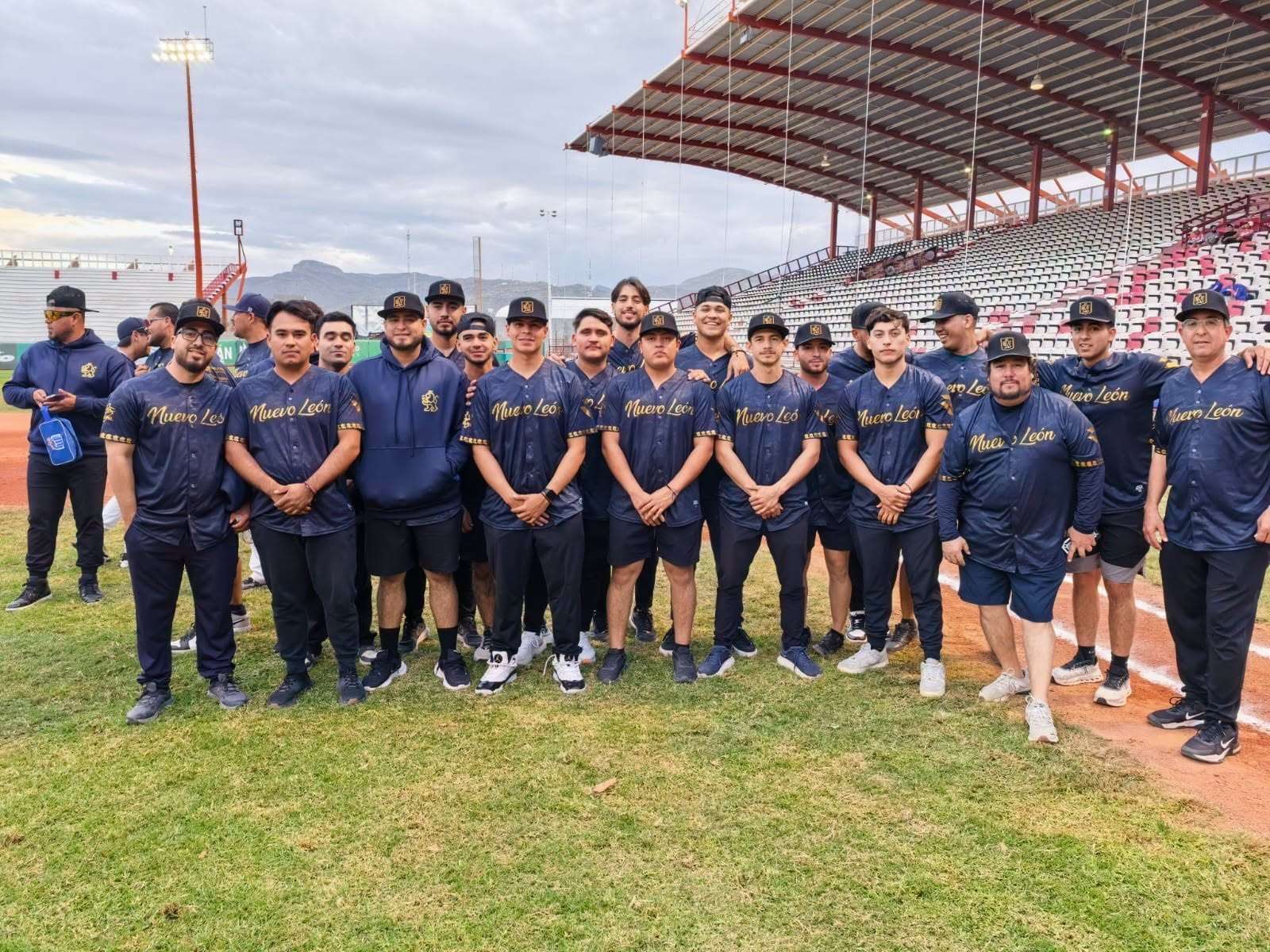 Inauguran el Campeonato Nacional de Béisbol de primera fuerza