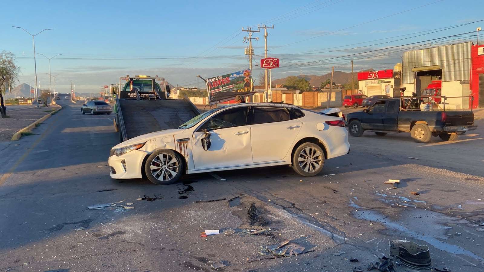 Vuelca conductor en la carretera a Aldama 