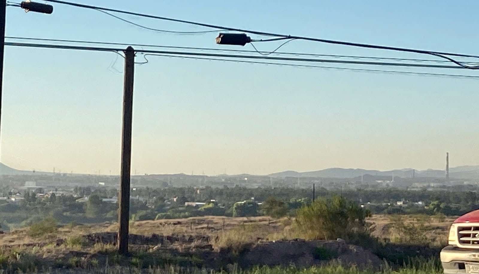 Cubre densa capa de contaminación la zona sur