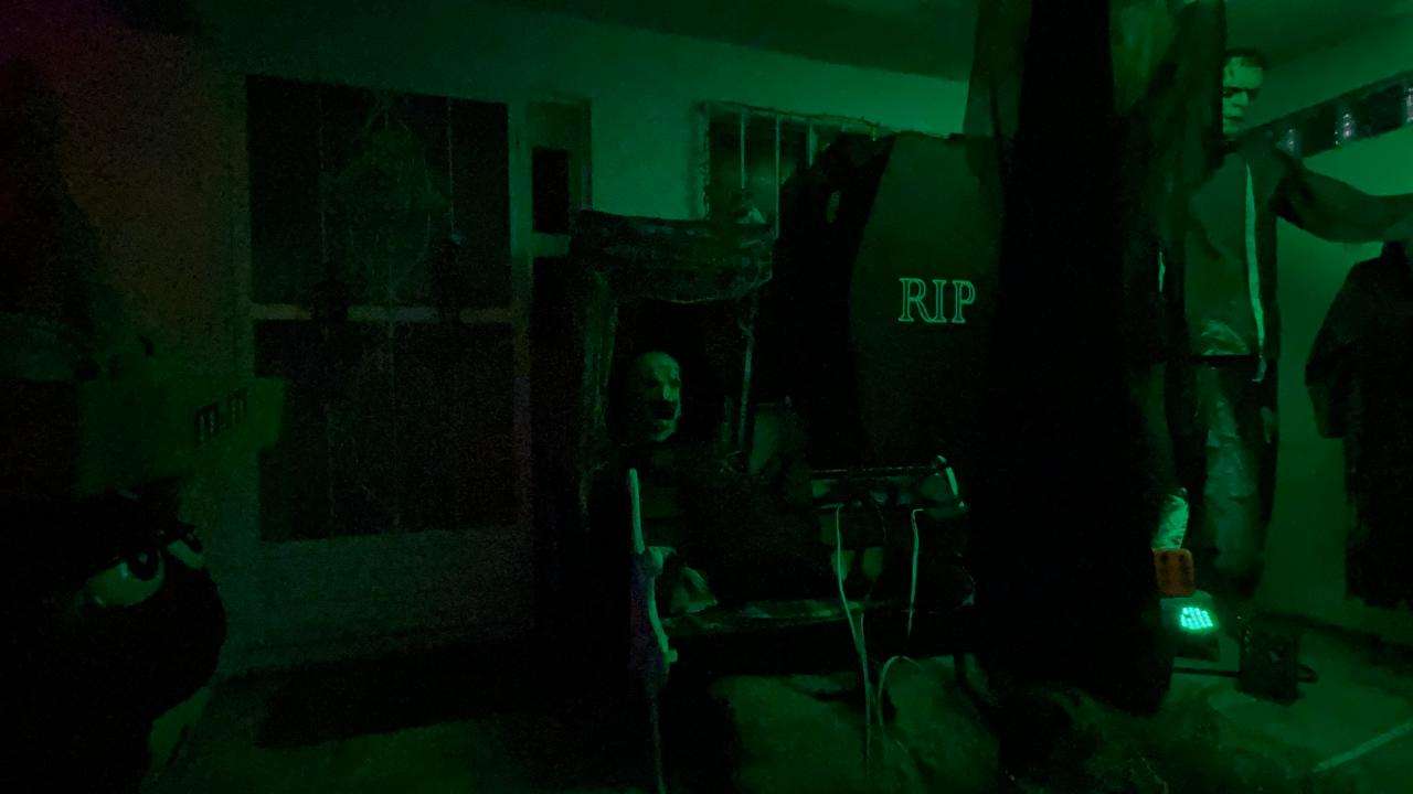 Causa furor casa del terror en el Panorámico por Halloween