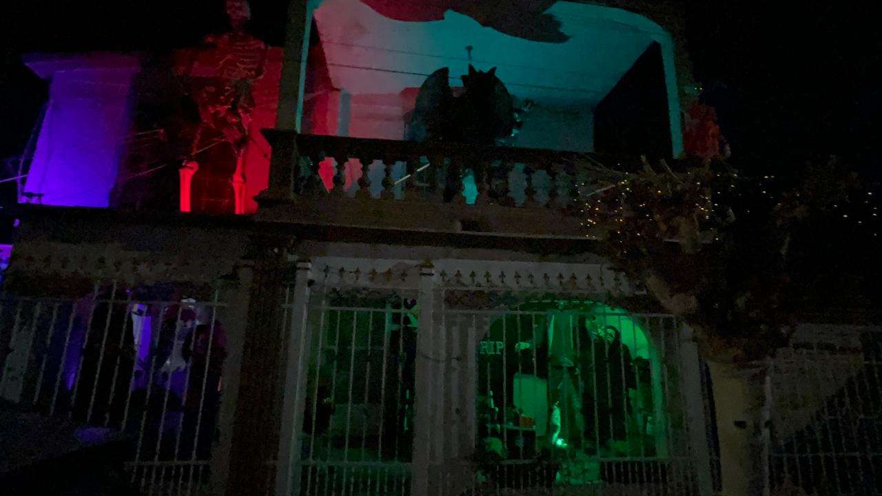 Causa furor casa del terror en el Panorámico por Halloween