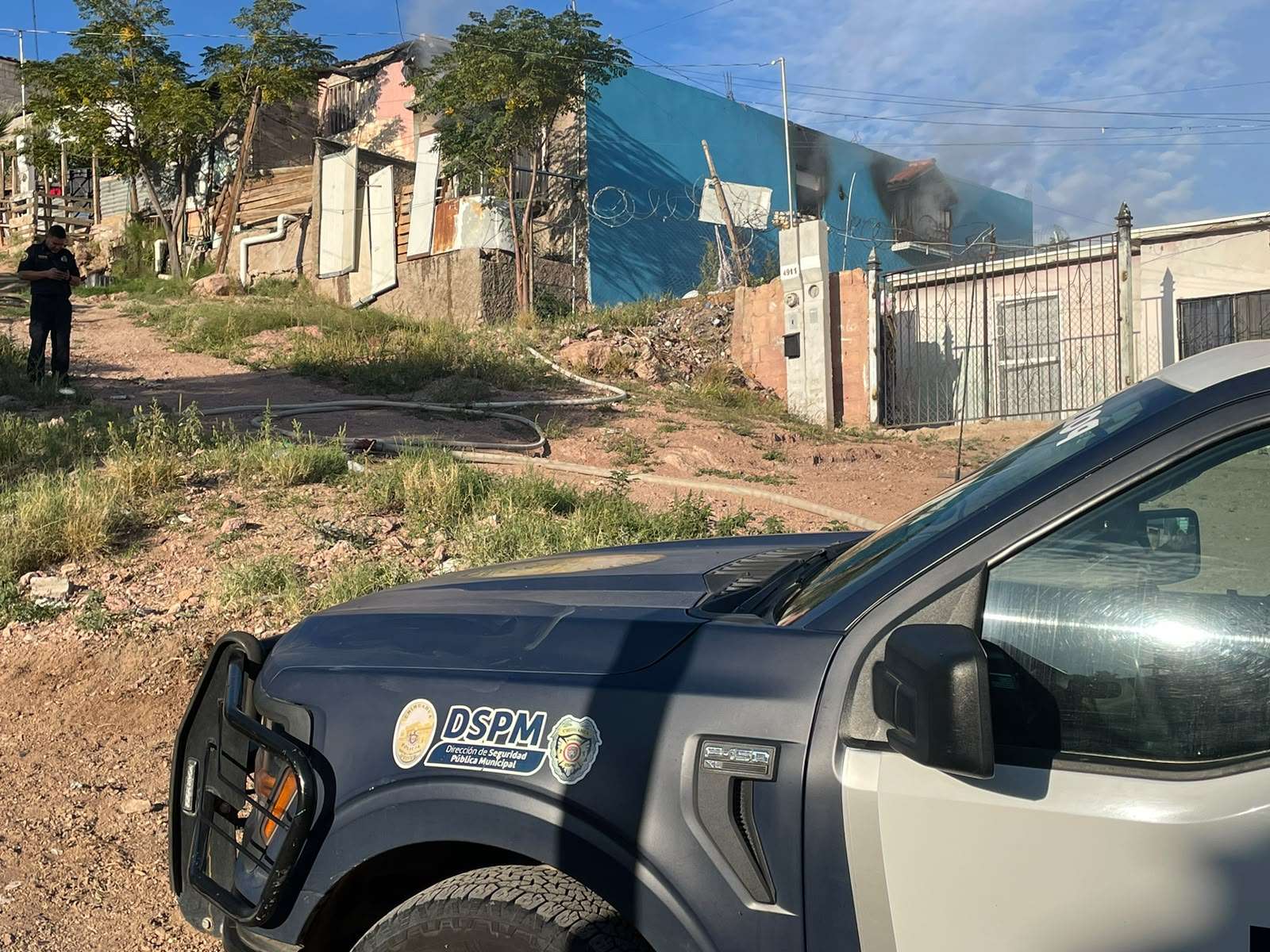 Consume voraz incendio dos habitaciones en la Ampliación 2 de Octubre