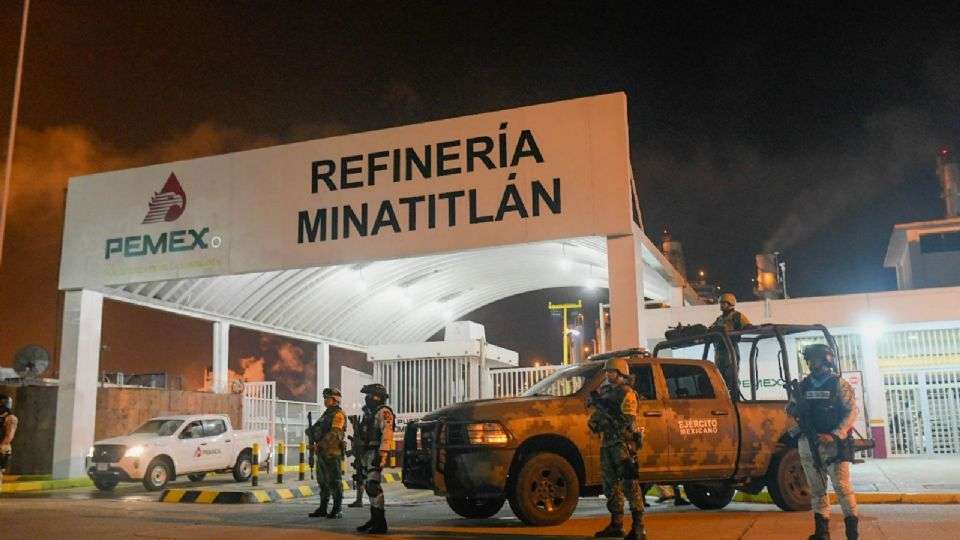 Deja dos heridos ataque armado en refinería de Pemex en Veracruz 
