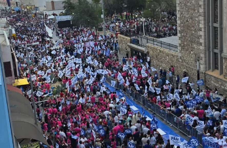 Arropan miles a Marco Bonilla en el centro Juárez