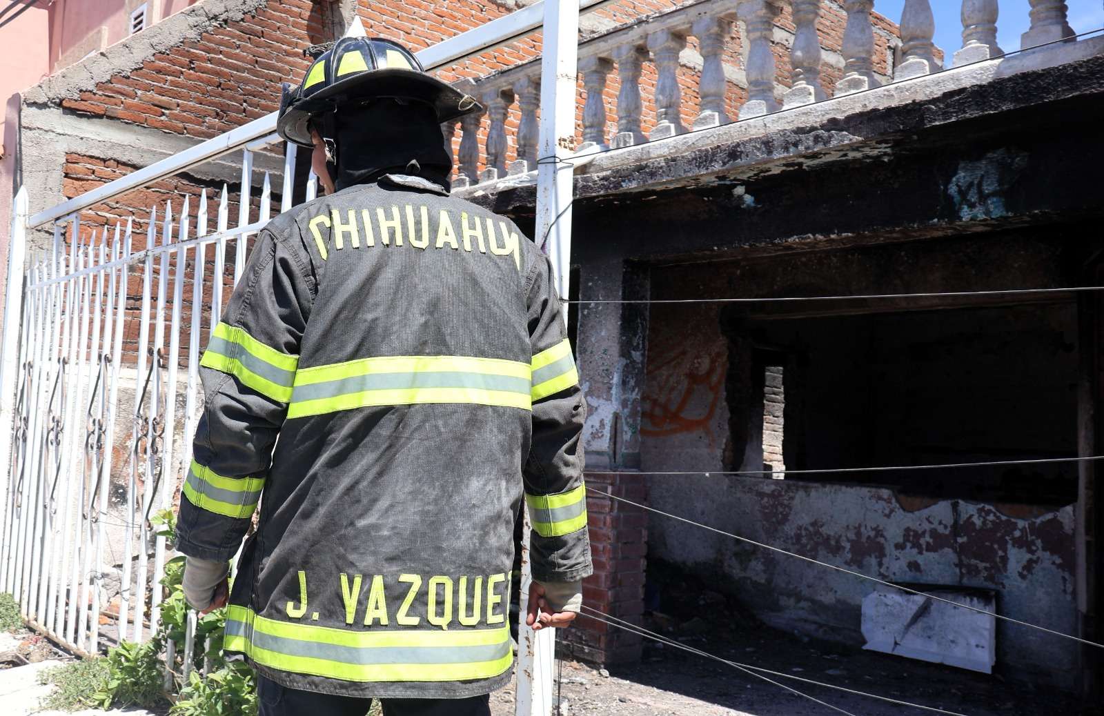 Atienden predios de riesgo con limpieza, dictámenes y demoliciones