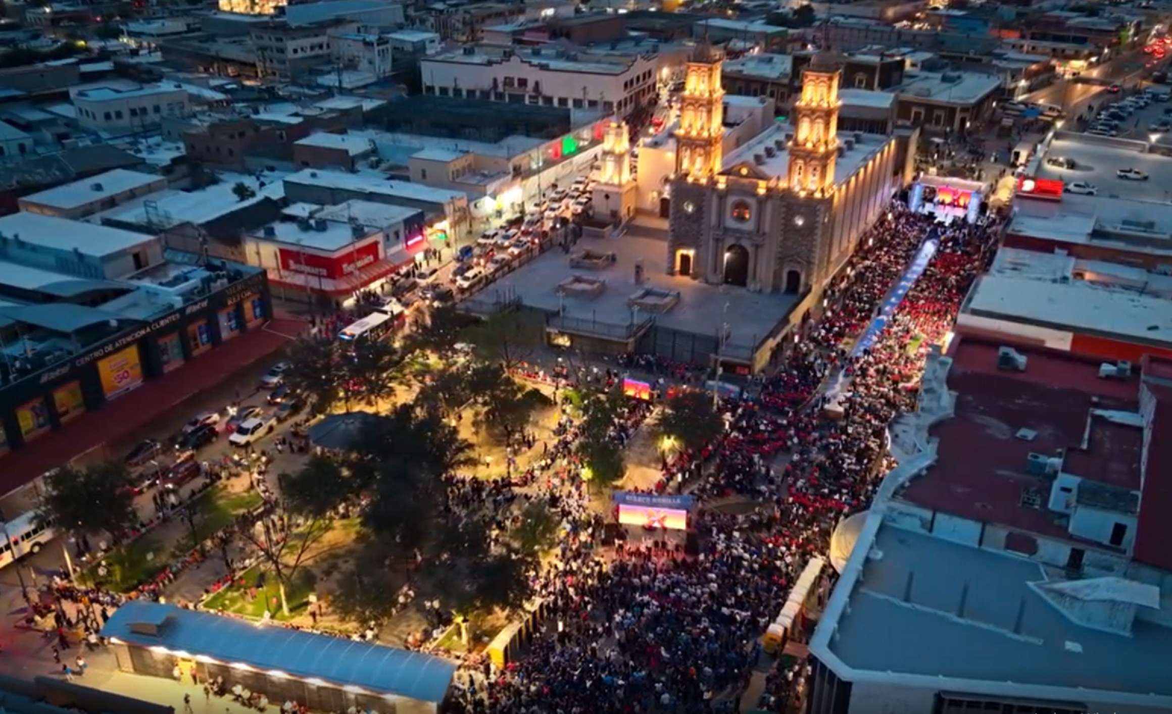 Arropan miles a Marco Bonilla en el centro Juárez