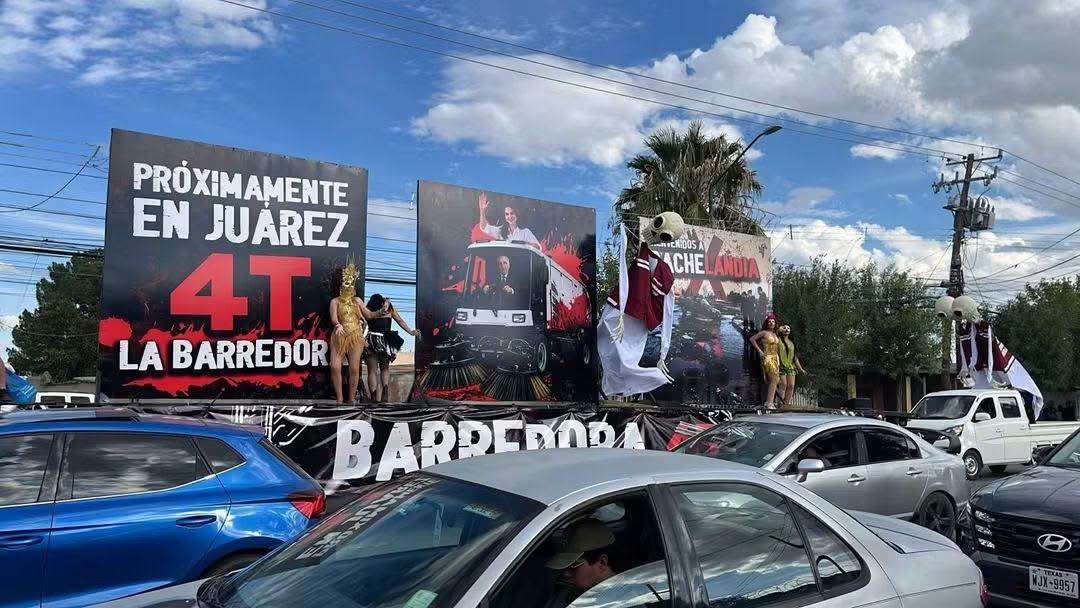 Caravana de tráileres recorre Juárez con mensajes contra la 4T y Cruz Pérez Cuéllar