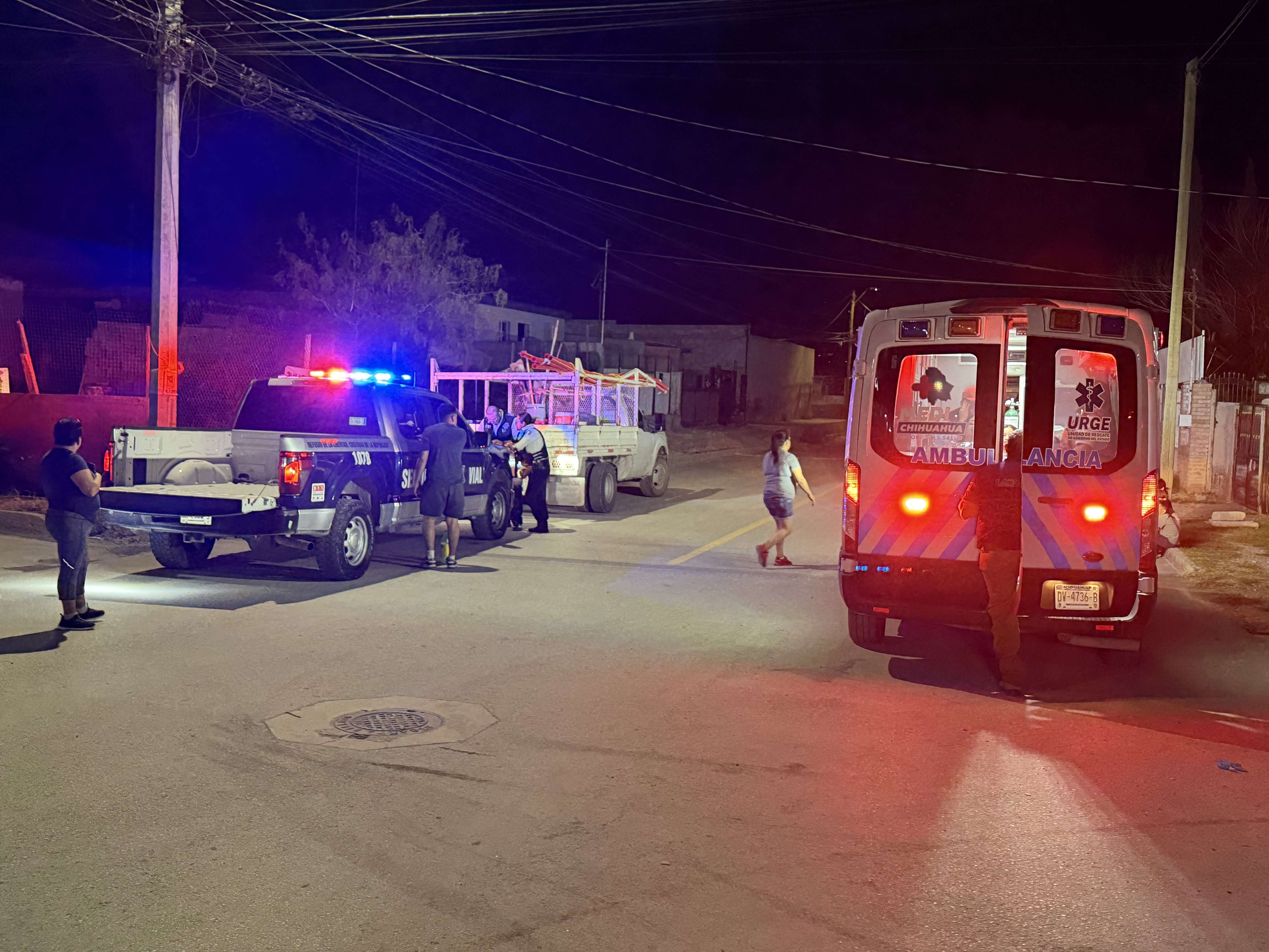 Vuelca Jeep Cherokee tras fuerte choque en la colonia Insurgentes; hay lesionados