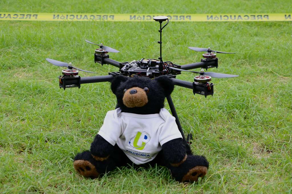 Gana Universidad Politécnica de Chihuahua competencia de drones