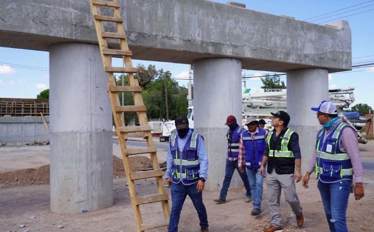 Supervisan avances del puente Palestina y Fuerza Aérea