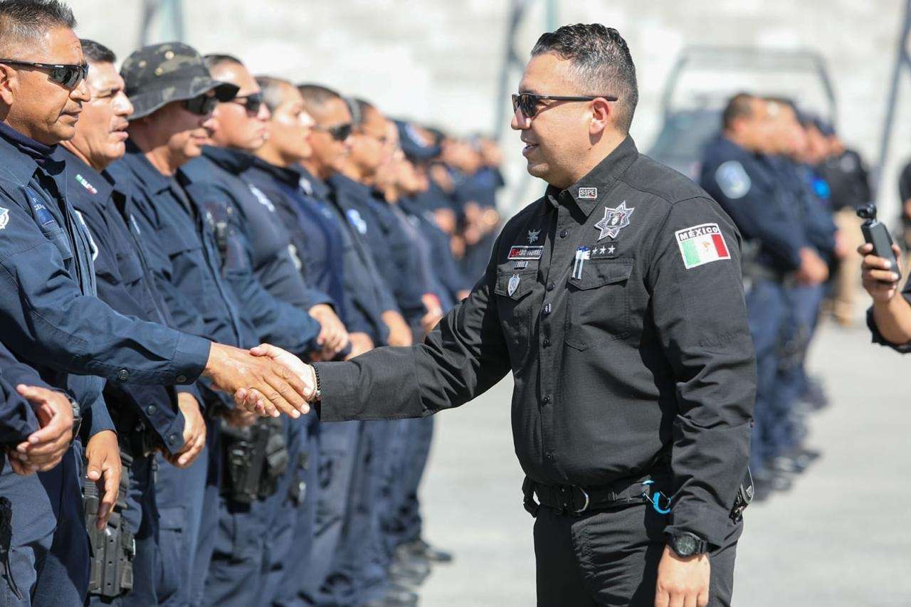 Inicia Luis Aguirre acercamiento con policías estatales en Juárez