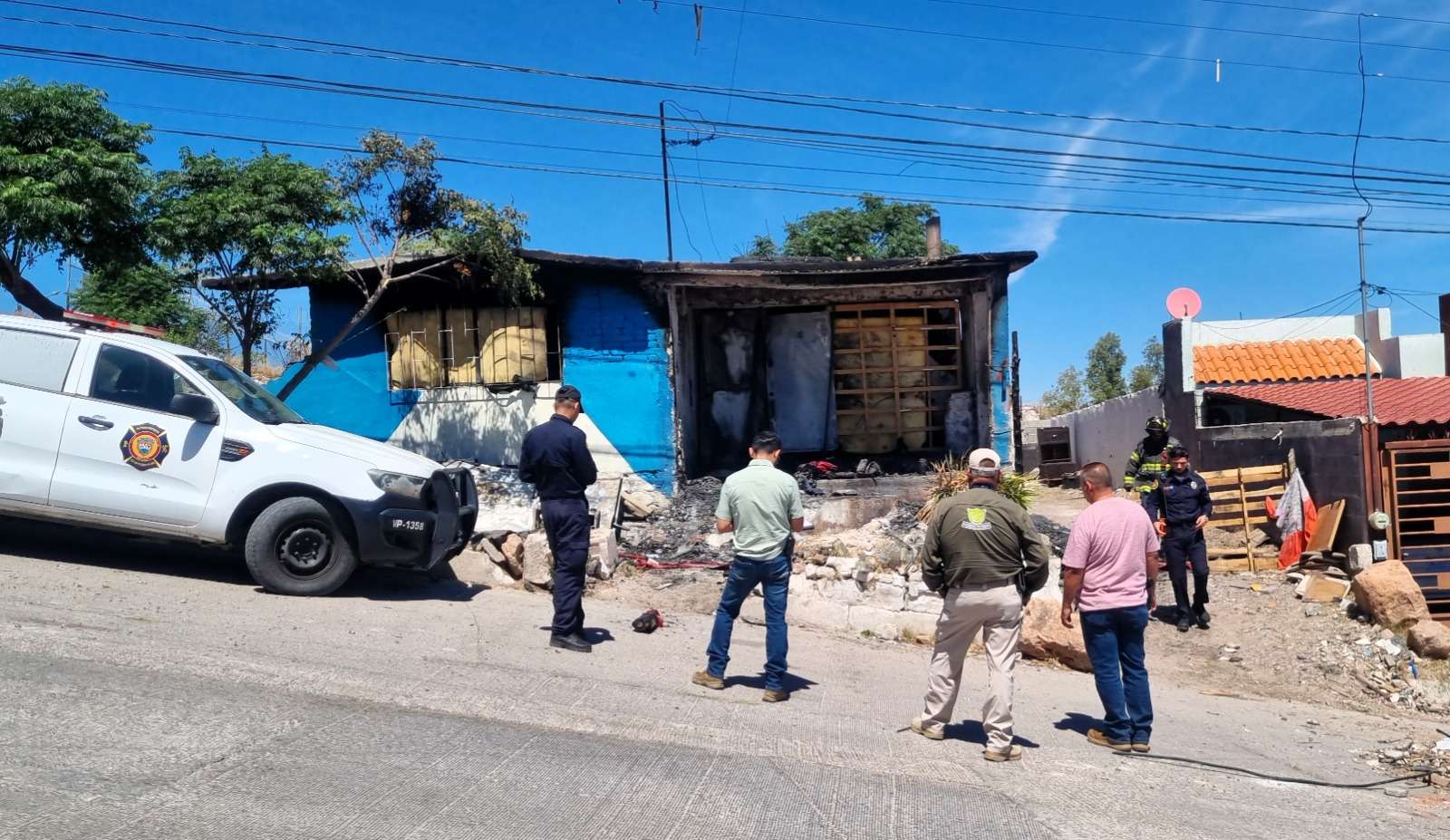 Atienden predios de riesgo con limpieza, dictámenes y demoliciones