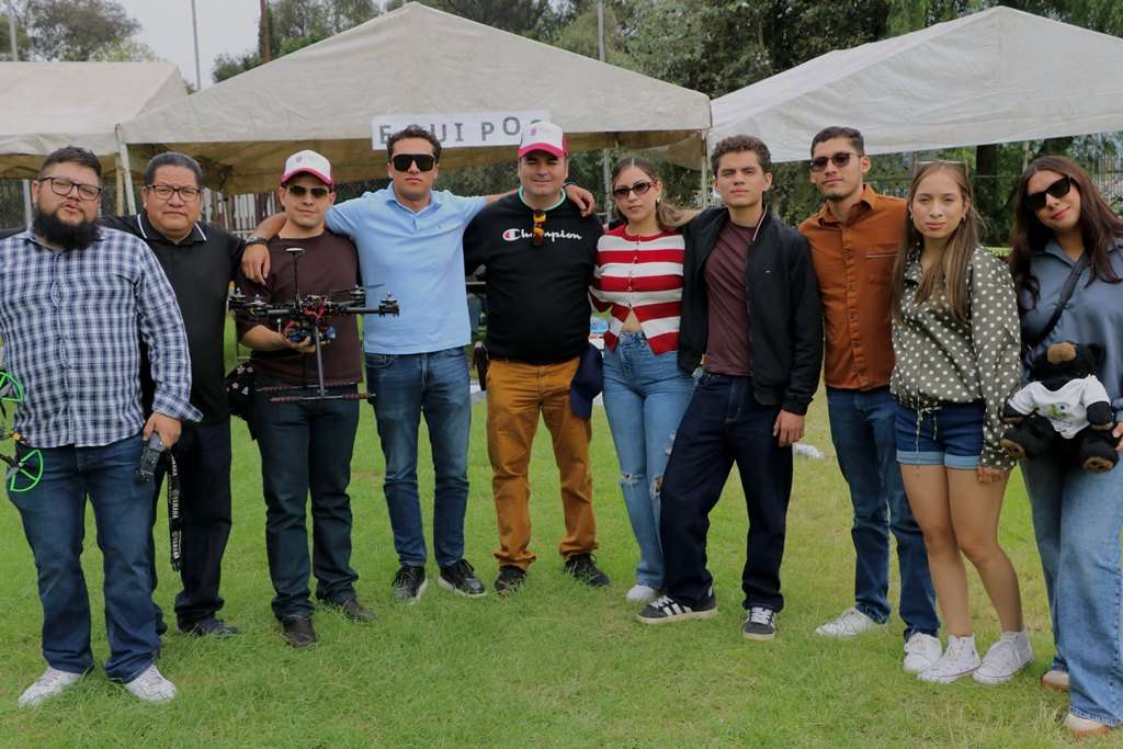 Gana Universidad Politécnica de Chihuahua competencia de drones