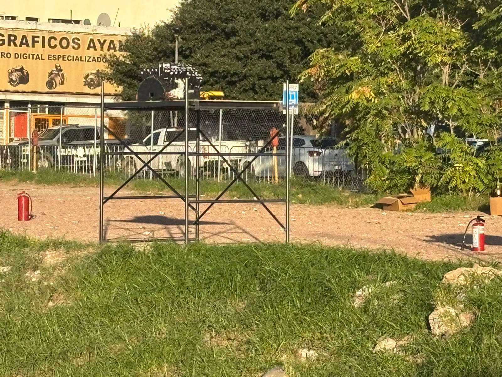 Verifica Protección Civil pirotecnia previo a festejos en Plaza del Ángel 