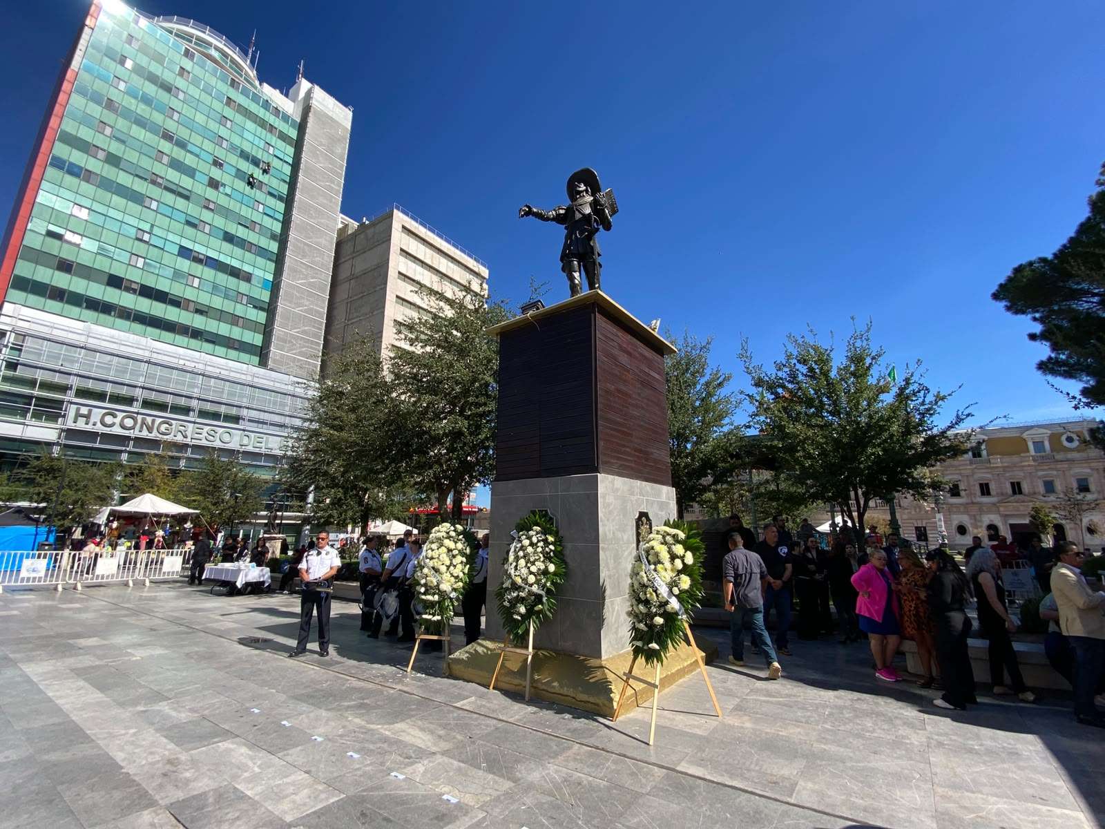 Hace De la Peña llamado a la valentía, lealtad y hospitalidad