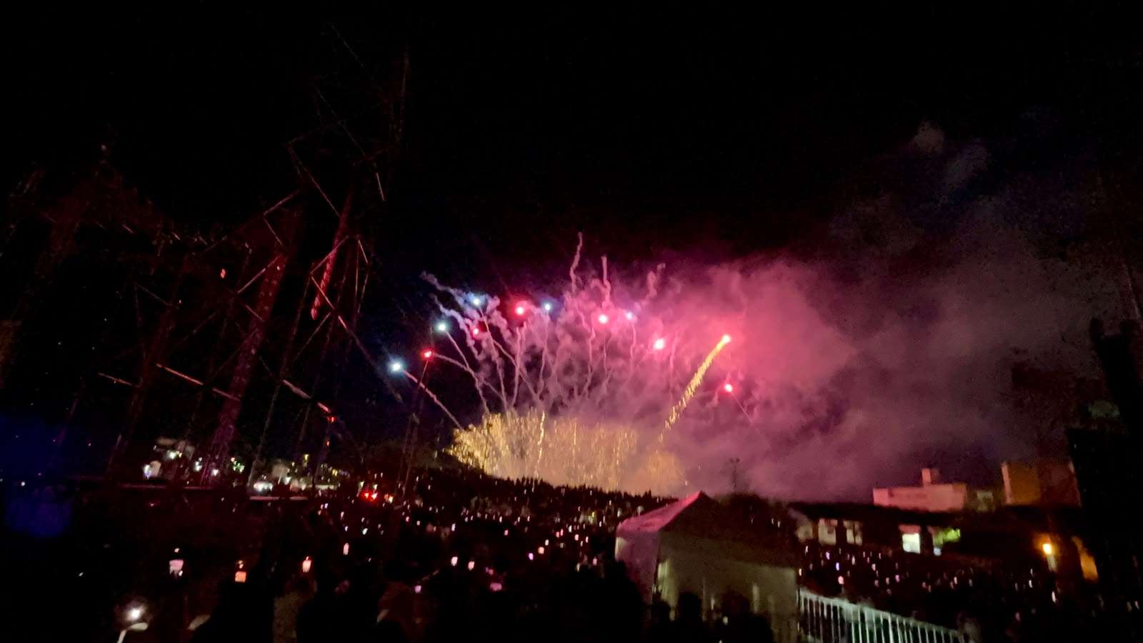 Cierra Ficuu 2026 con música de Alejandro Fernández y fuegos artificiales 