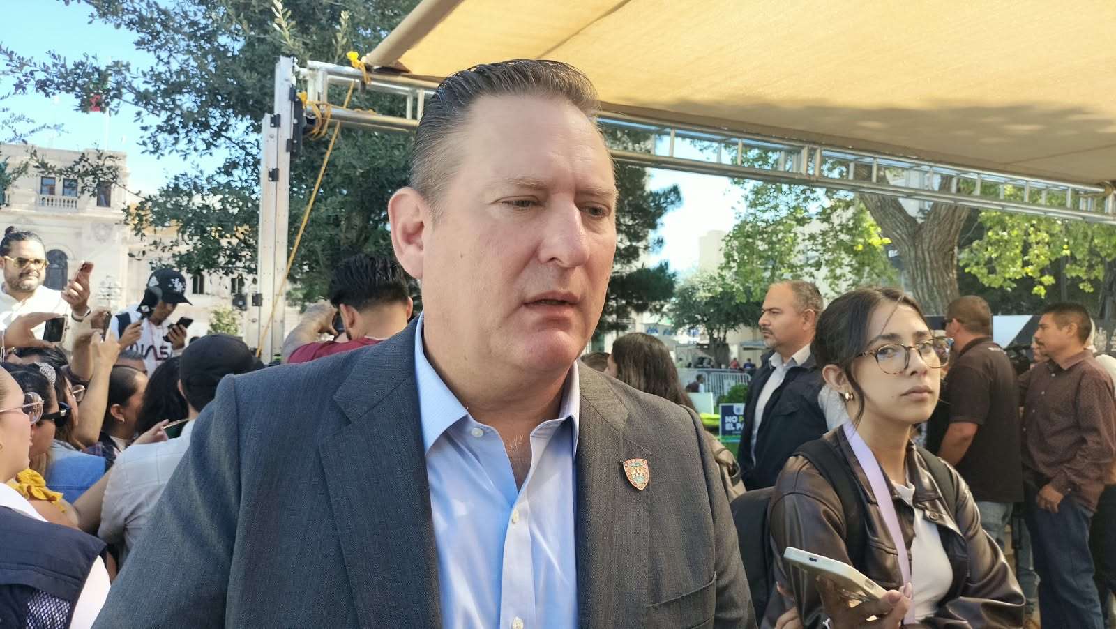Pide Olson redirigir recursos ante crisis del IMSS