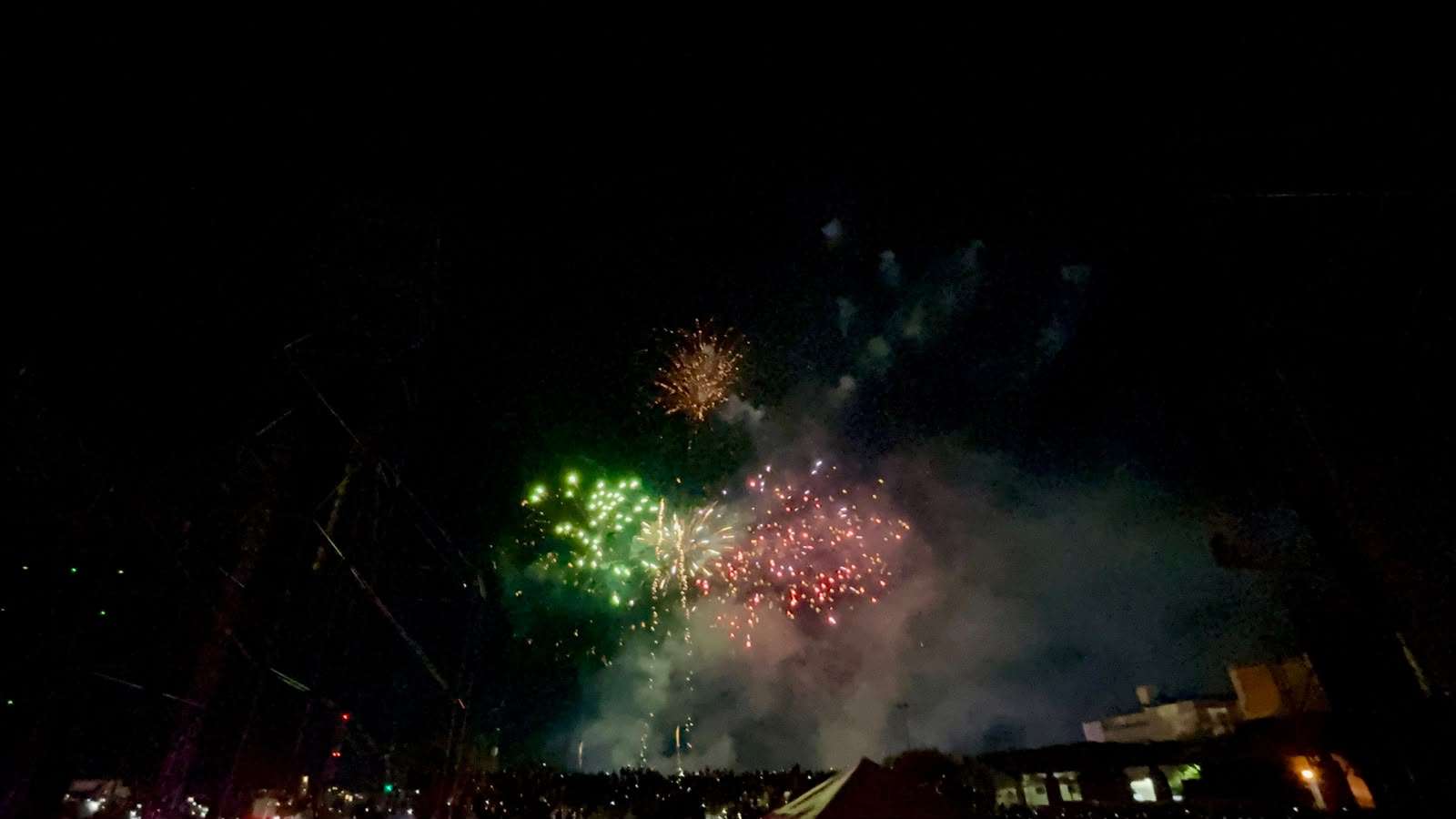 Cierra Ficuu 2026 con música de Alejandro Fernández y fuegos artificiales 