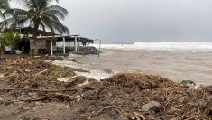 Deja huracán Simón un muerto en Guerrero
