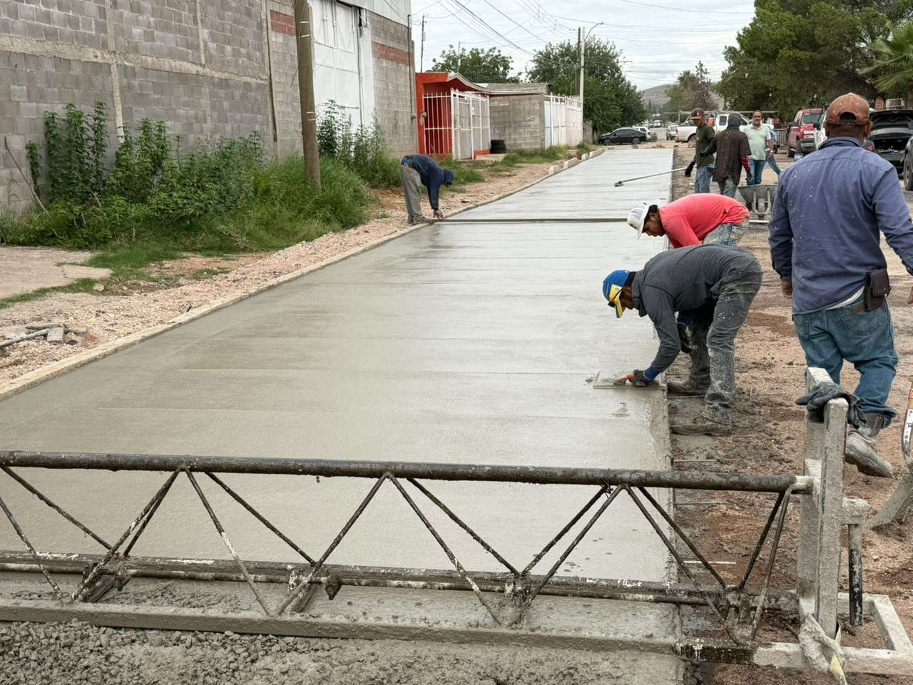 Avanza 50% pavimentación de la calle Francisco I. Madero 