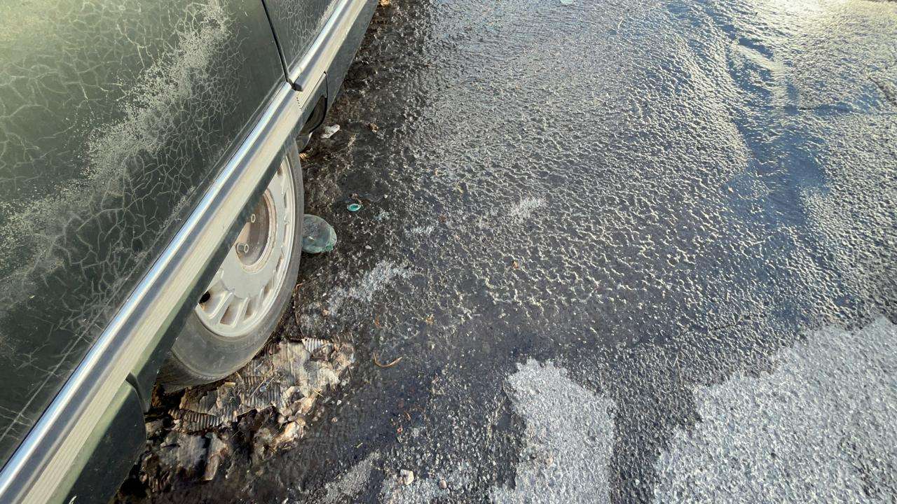 Desatan aguas negras alerta sanitaria al norte de la ciudad