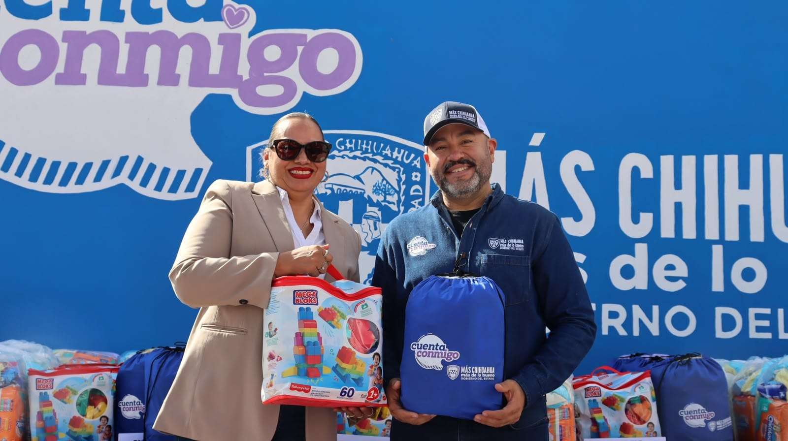 Entrega Desarrollo Humano kits de apoyo infantil en 12 municipios