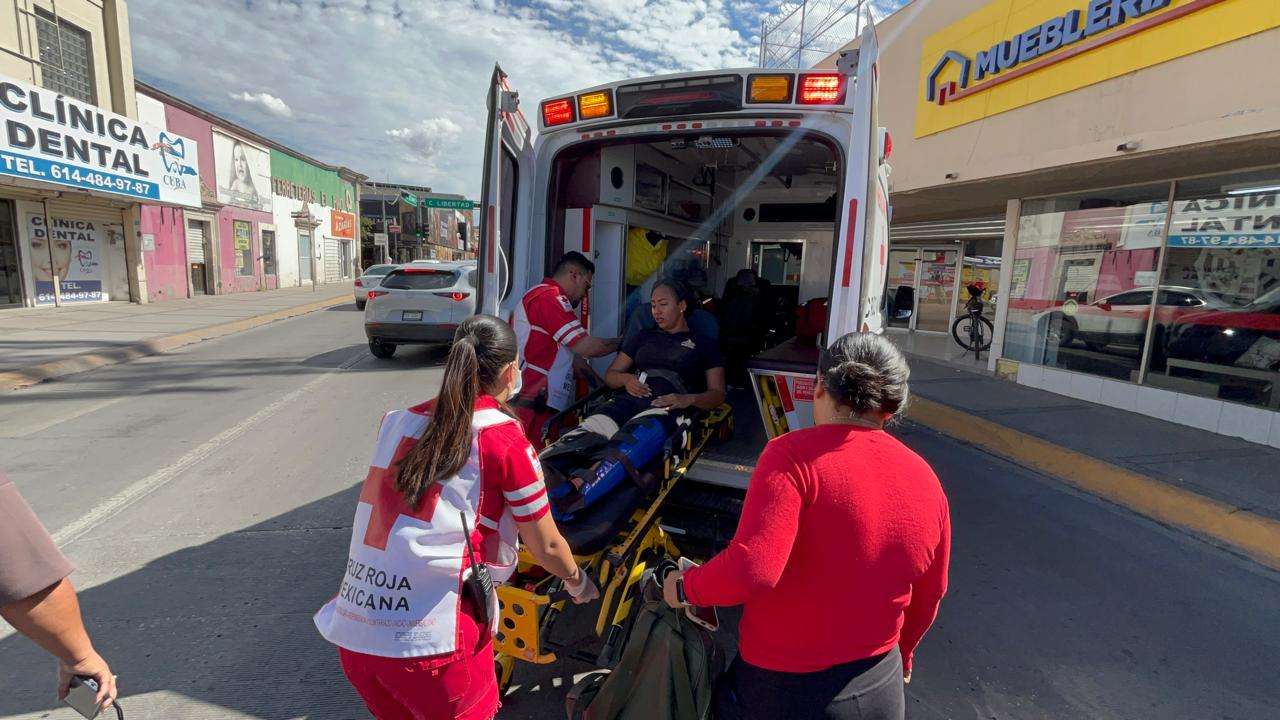 Arrollan a mujer en calles del centro de la ciudad
