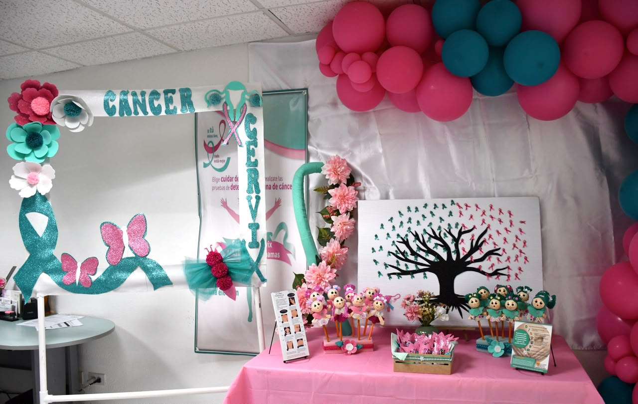Refuerzan campaña contra el cáncer de mama y cuello uterino