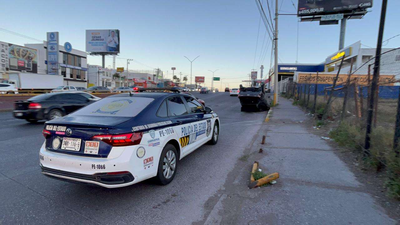 Genera choque-volcadura fuerte caos vial en el Perijuv