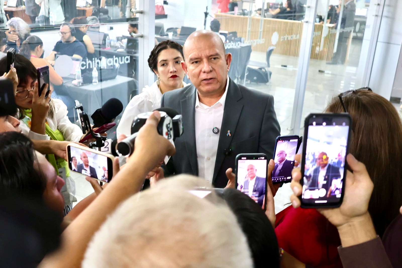Cuestiona Cuauhtémoc Estrada: ¿Quién gobierna Chihuahua?