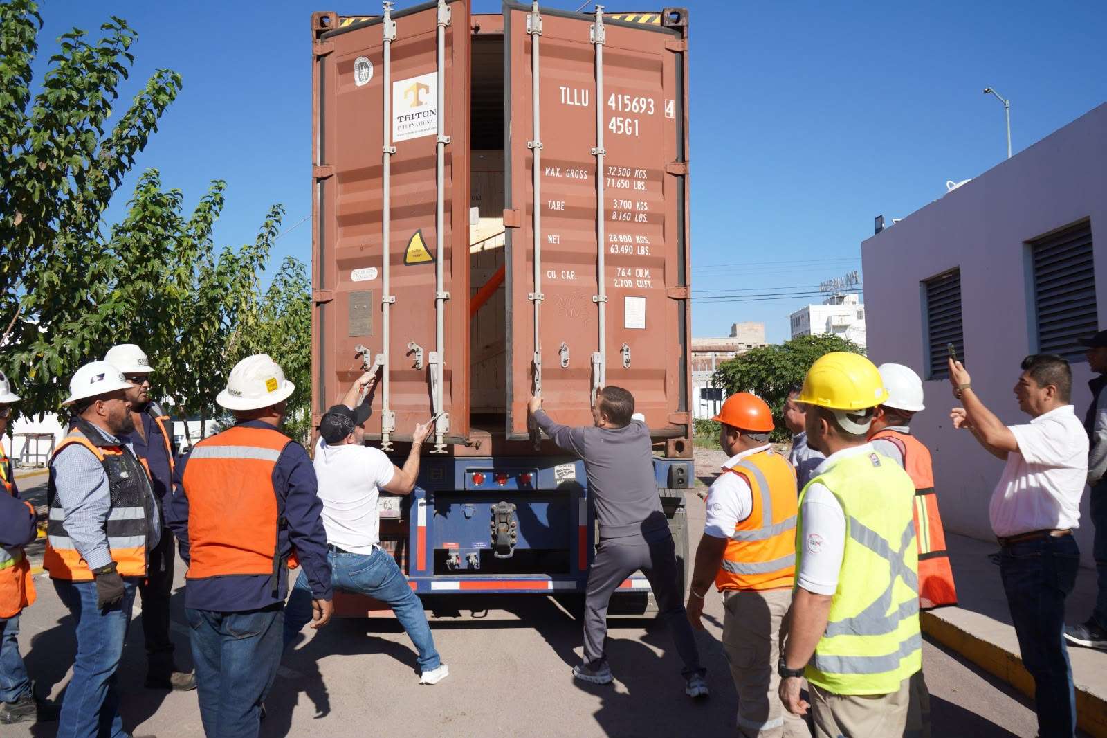 Refuerzan atención oncológica con nuevo acelerador lineal