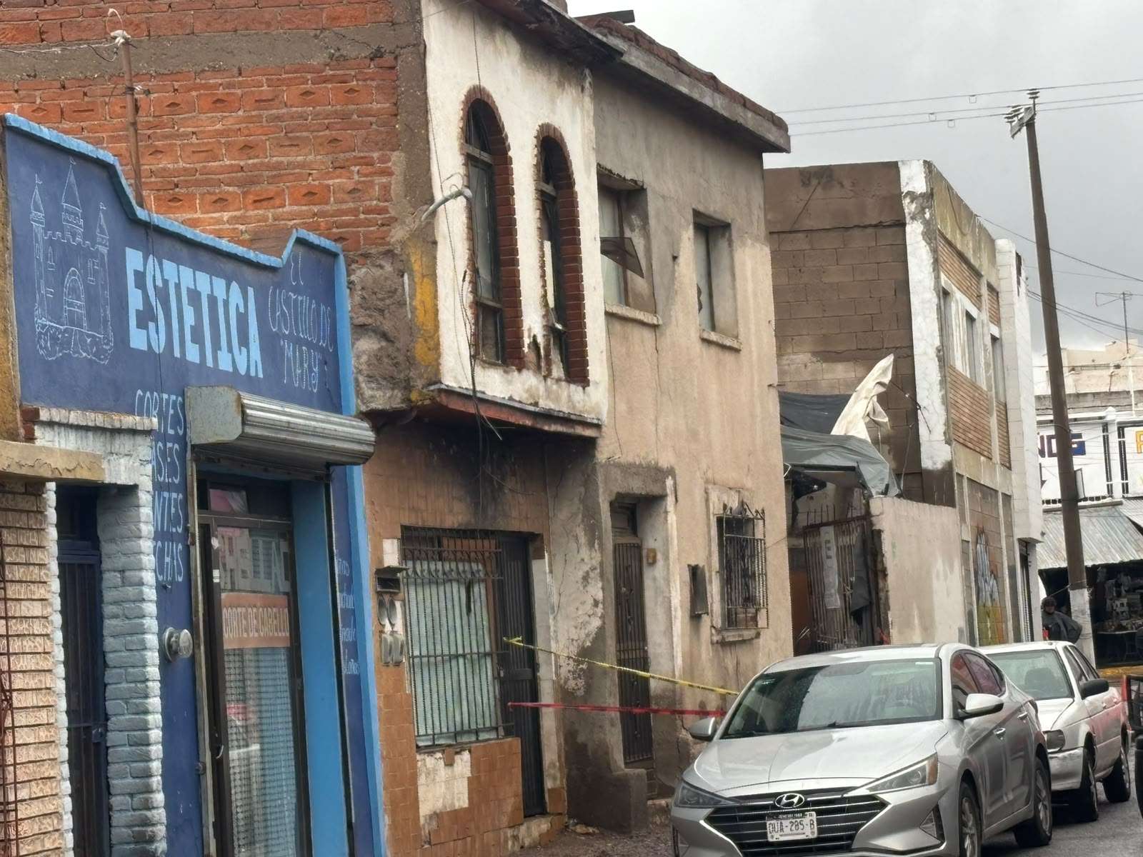 Retira GN y Ejército a familia por riesgo de derrumbe en vivienda