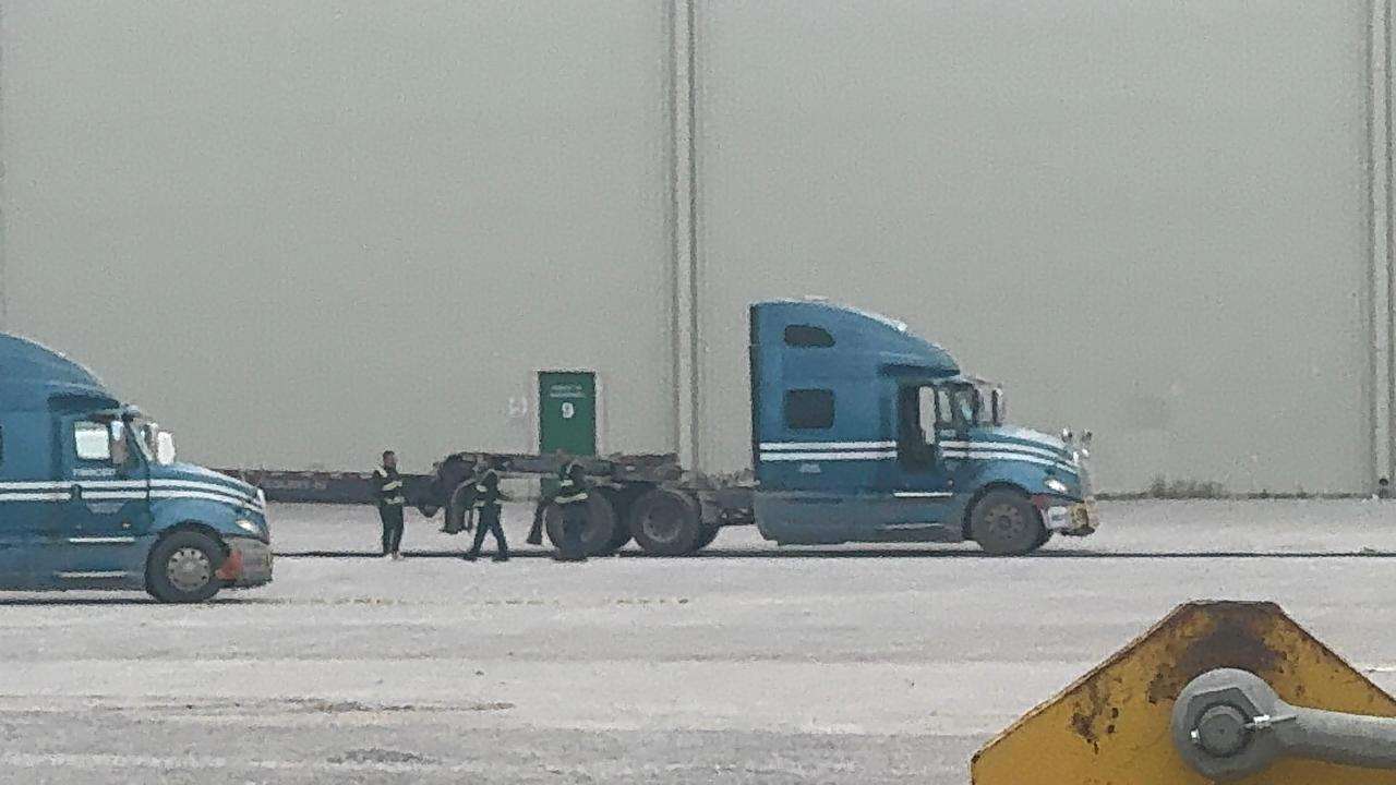 Atropellan y matan a empleado de la maquiladora TPI en los patios de la empresa