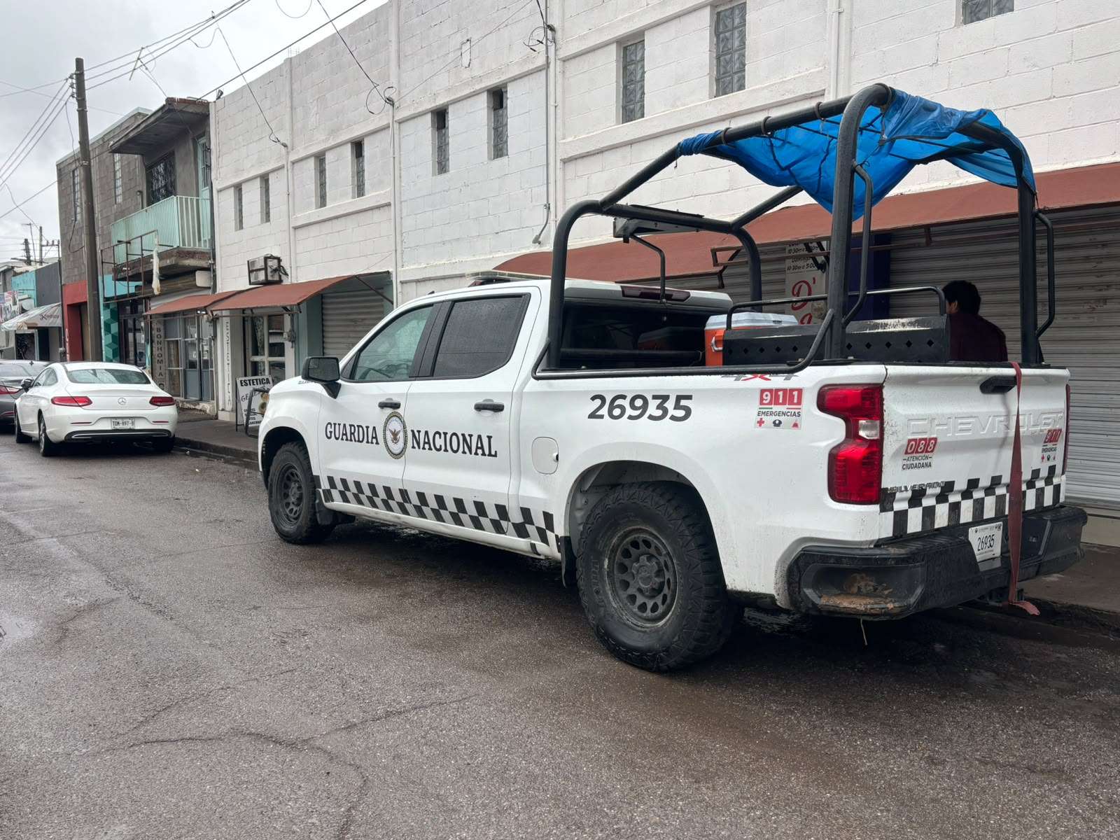 Retira GN y Ejército a familia por riesgo de derrumbe en vivienda
